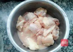 Illustration of how to make spicy chicken legs 2