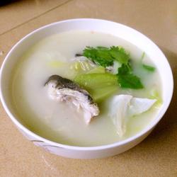 鱼头菜心汤的做法[图]