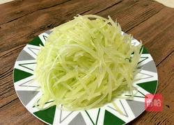 糖盐生拌莴笋丝的做法图解2