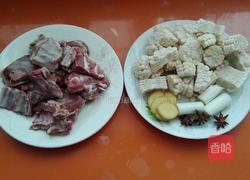 清炖羊排玉米的做法图解1