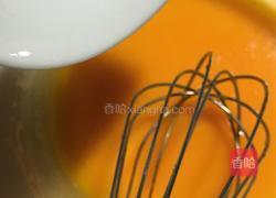 戚风蛋糕的做法图解10