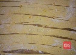 手抻汤面的做法图解3