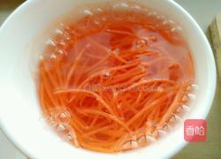 凉拌胡萝卜丝的做法图解3