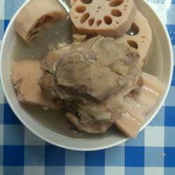 莲藕大骨汤的做法[图]