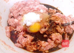 炸丸子的做法图解4