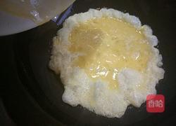 家常蘑菇炒鸡蛋的做法图解7