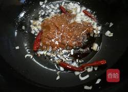 家常蘑菇炒鸡蛋的做法图解12