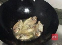 煎赤棕鱼的做法图解4