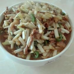 韭黄肉丝的做法[图]