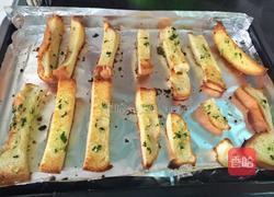 蒜香黄油吐司条的做法图解5
