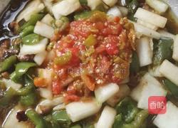 青椒炒冬瓜过年的时候吃太多肉，来一道这样清淡的菜，解解油腻，很不错的。的做法图解5