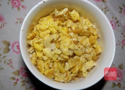 豆腐韭菜盒子的做法图解2