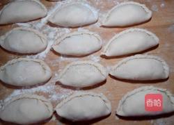 豆腐韭菜盒子的做法图解12