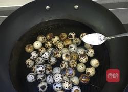 鹌鹑蛋红烧肉(红红火火)的做法图解2
