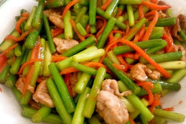 胡萝卜丝的花样做法