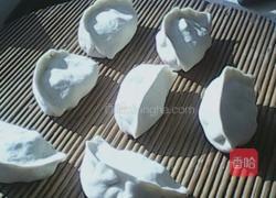 白菜猪肉大馅饺子的做法图解7