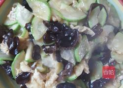西葫芦木耳的做法图解3