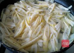 泡椒竹笋肉丝。的做法图解3