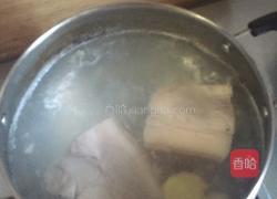 莲藕回锅肉的做法图解2