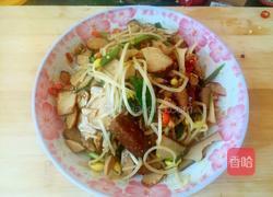 鸡蛋干炒黄豆芽的做法图解4