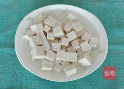杏鲍菇烩豆腐的做法图解2