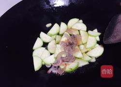 葫芦瓜炒虾仁的做法图解5