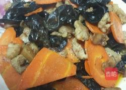胡萝卜 黑木耳炒肉的做法图解6