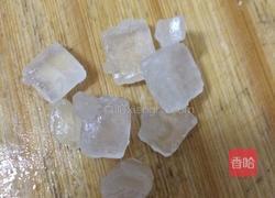 川贝炖雪梨的做法图解3