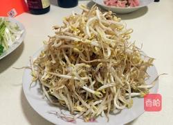 豆芽蒜苗肉丝炒面的做法图解3