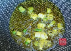 土豆炒香菇肉片的做法图解2