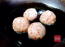 红烧狮子头的做法图解9