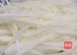 萝卜炒牛肉丝的做法图解2