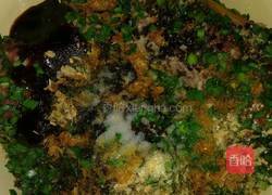 韭菜木耳饺子的做法图解4