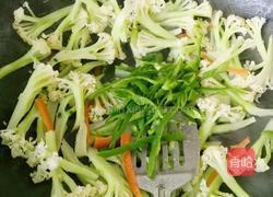 素炒有机花菜的做法图解7