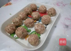 菠菜肉丸汤的做法图解3
