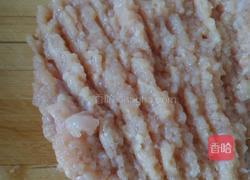 鸡肉黄蛋蒸糕的做法图解2