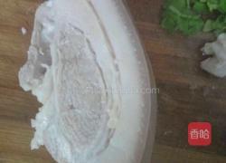 芹菜炒回锅肉的做法图解1