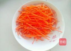 凉拌黄瓜卷的做法图解3