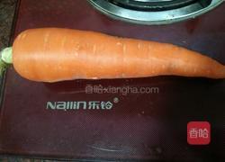 胡萝卜炒肉的做法图解1