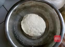 三鲜锅贴的做法图解1