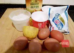 Illustration of how to make eight-inch chiffon cake 1