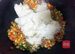 什锦炒饭的做法图解5
