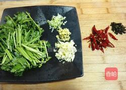 干煸杏鲍菇的做法图解3