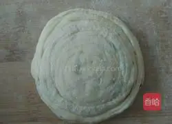 Illustration of how to make golden cake 9