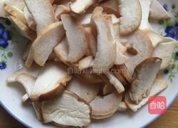 杏鮑菇炒臘腸的做法圖解2