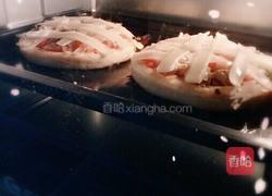 迷你披萨的做法图解4