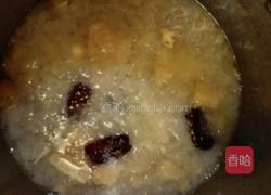 银耳粥的做法图解4