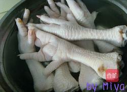 韩式辣鸡爪的做法图解1