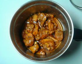 小功率电煮锅焖鸡腿[图]