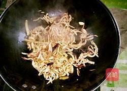 酸辣椒炒萝卜干的做法图解8